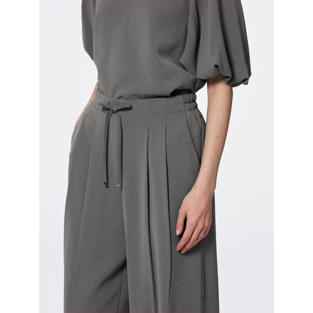 GU by Uniqlo Pantaloni Largi Drape Z