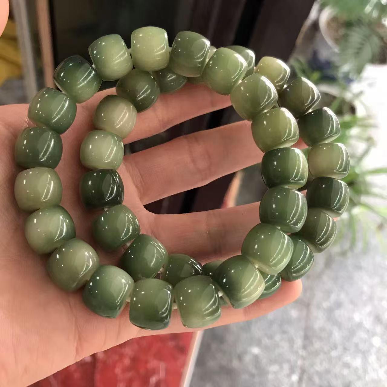 Emerald Green Floating Flower Bodhi Barrel Beads Bracelet