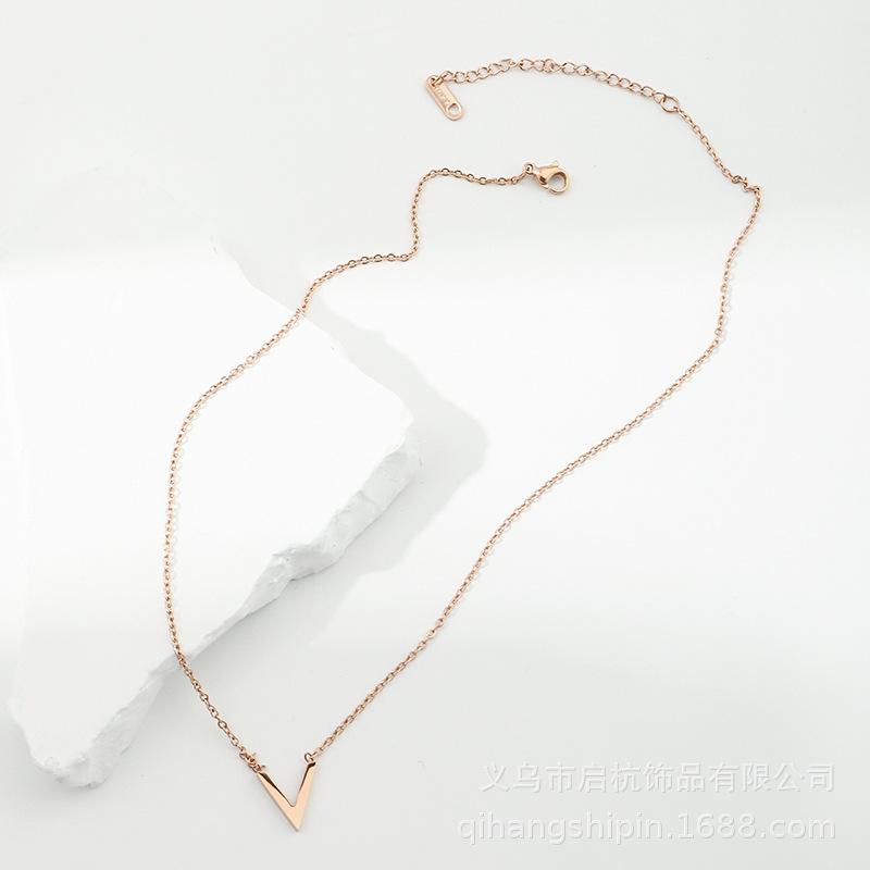 V Letter Necklace Women'S Simple Trend Personality Versatile Cold Wind Exquisite Set With Jewelry