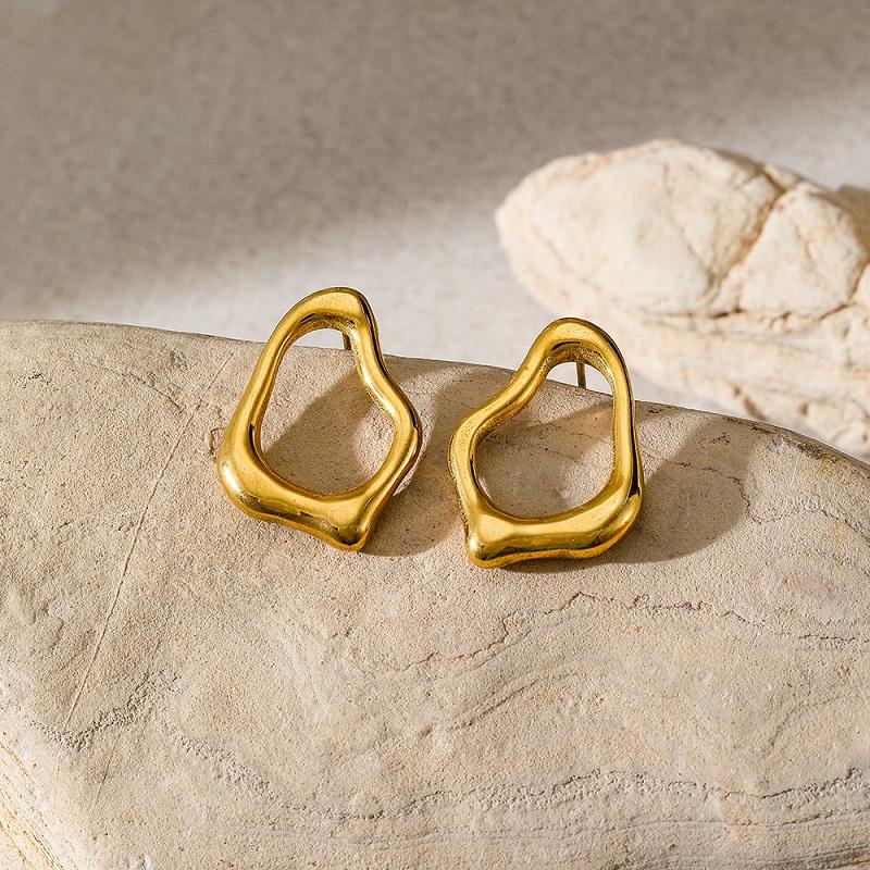 Stainless Steel Metal Line Stud Earrings for Women Fashion Gold Silver Color C-shape Geometric Earrings Jewelry Gift 2026