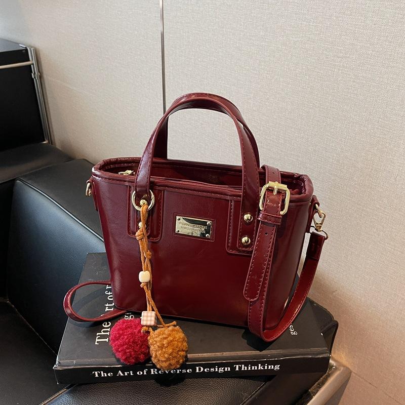 High-end Fashion Handbag Retro Bucket Bag Women's Autumn and Winter New Versatile Shoulder Bag Messenger Bag