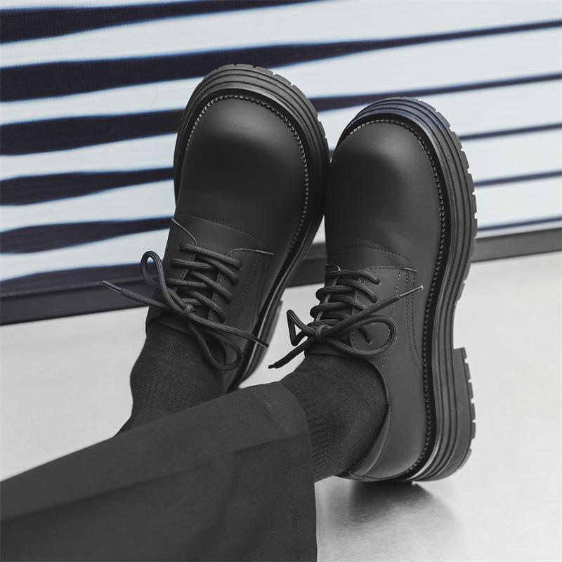 Módní ležérní derby pánské kožené boty Módní minimalistický designový styl Denní kancelář Venkovní obchodní večírek Boty se silnou podrážkou Bílá