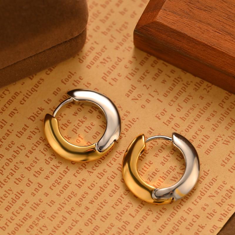 Silver Needle Geometric Heart Hoop Earrings - Retro & High-End Style for a Bold Look