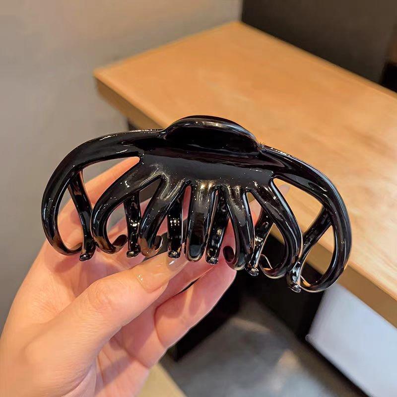 Women's Large French Retro Hair Claw Clip - Shark Design, 2025 Trend for Back Hair Pinning