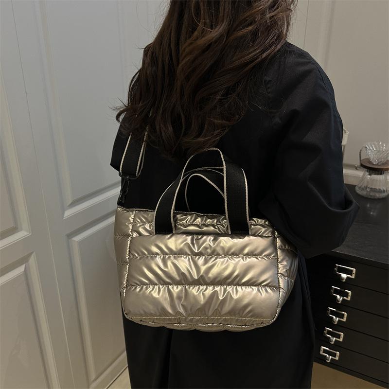 Casual fashion autumn and winter large capacity down cotton tote bag cloud bubble bag plush bag women's shoulder messenger bag