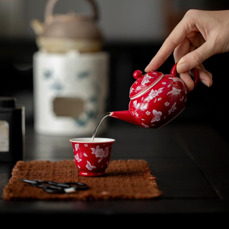 Red Xishi Ceramic Tea Pot - Elegant Chinese Style for Women, Single-Serve, Colored Glaze Design