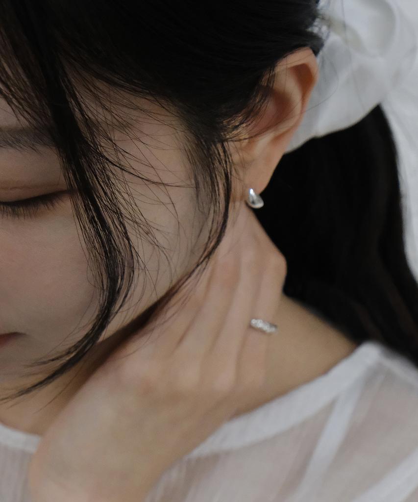 Poetryhaus Dewdrop Earrings