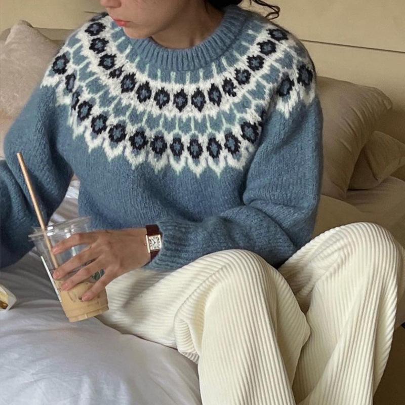 Autumn Women's Ethnic Style Pullover Sweater Casual Knitted Sweater