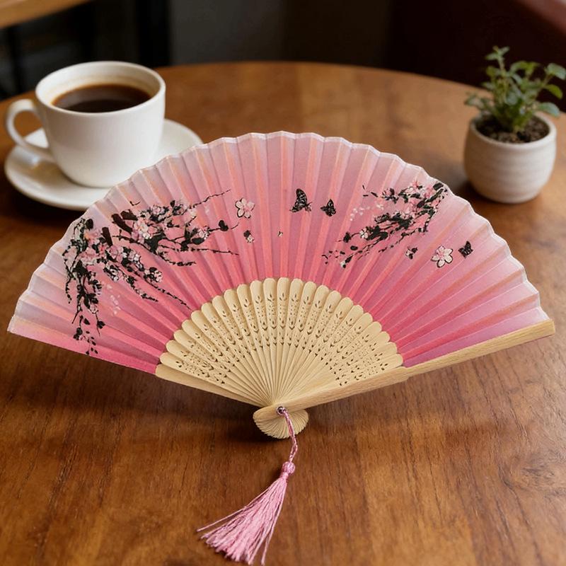 Retro-Tanzfächer im japanischen Stil für den Sommer - Klassischer antiker Stil