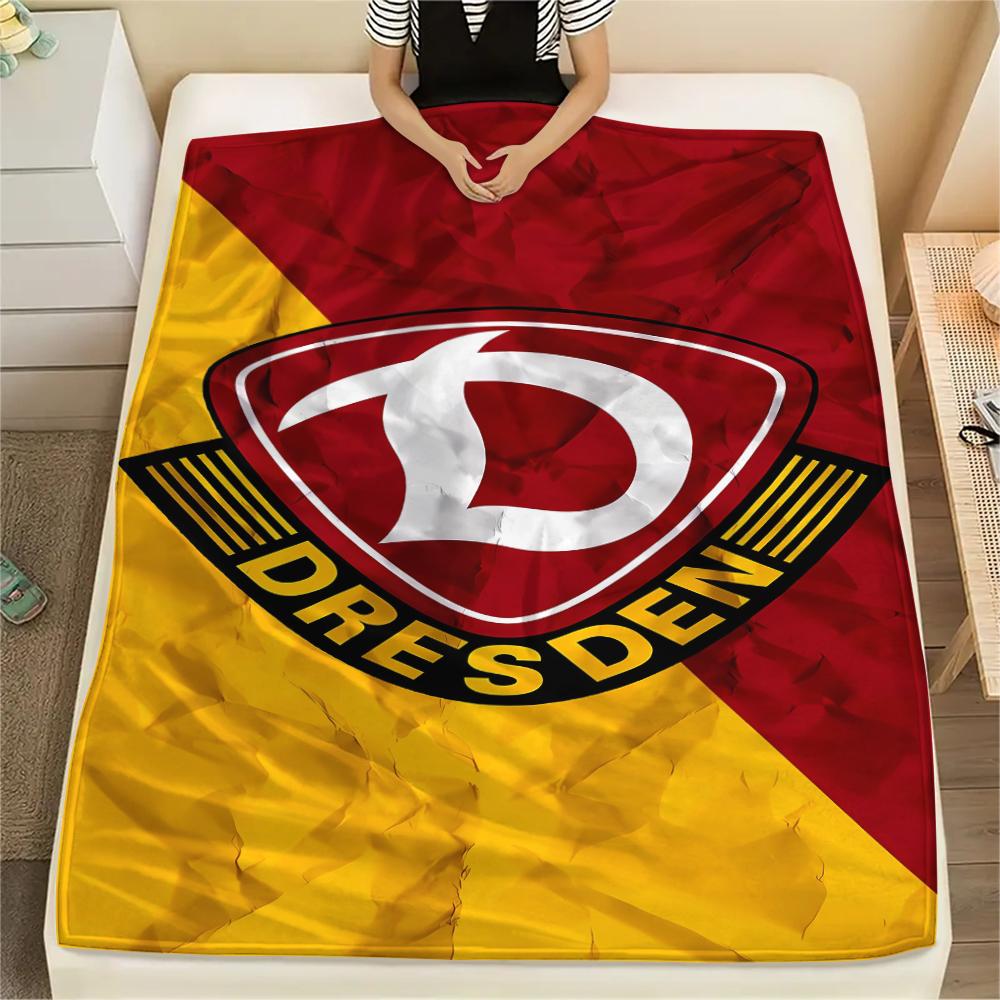 

1 шт. Фланелева ковдра з принтом SG Dynamo Dresden, Високоякісна, Для всіх сезонів, Декор для дому, Тепло та затишок, Ідеально для різдвяних подарунків 130cm x 150cm