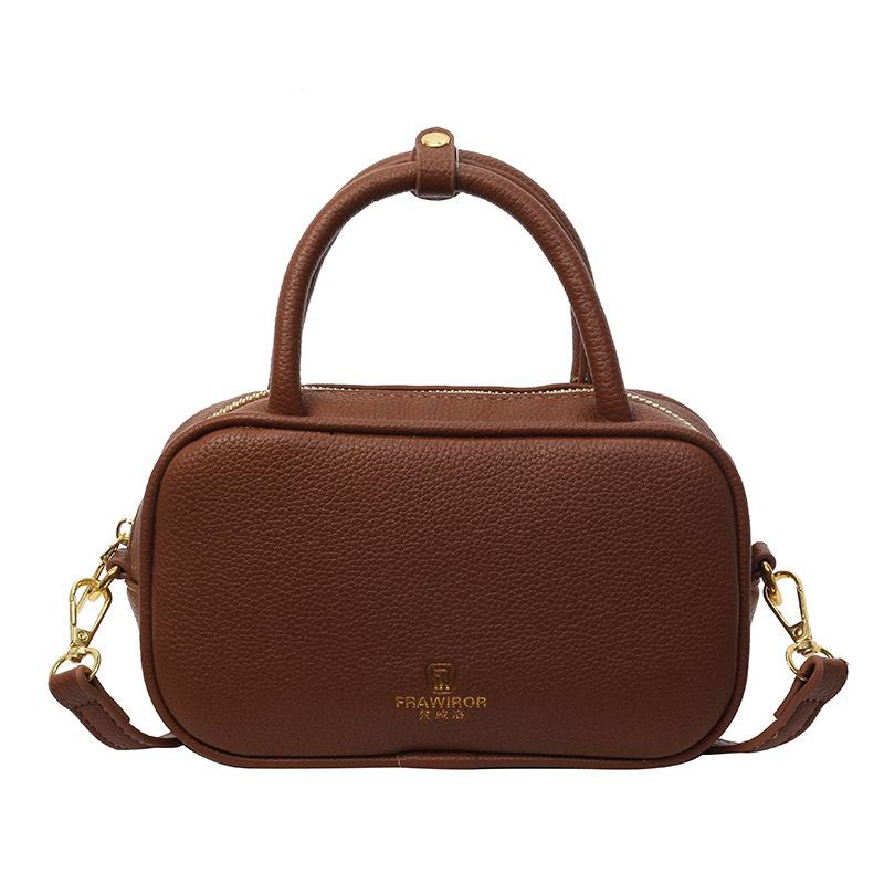 

Маленькая женская однотонная новая универсальная сумка-мессенджер, модная повседневная портативная маленькая квадратная сумка коричневый