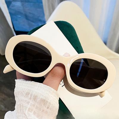 Europäische und amerikanische runde Sonnenbrille mit kleinem Rahmen, modische trendige Sonnenbrille, Xiaohongshu, gleicher Stil, Internet-Promi-Sonnenbrille für Frauen mit UV-Schutz
