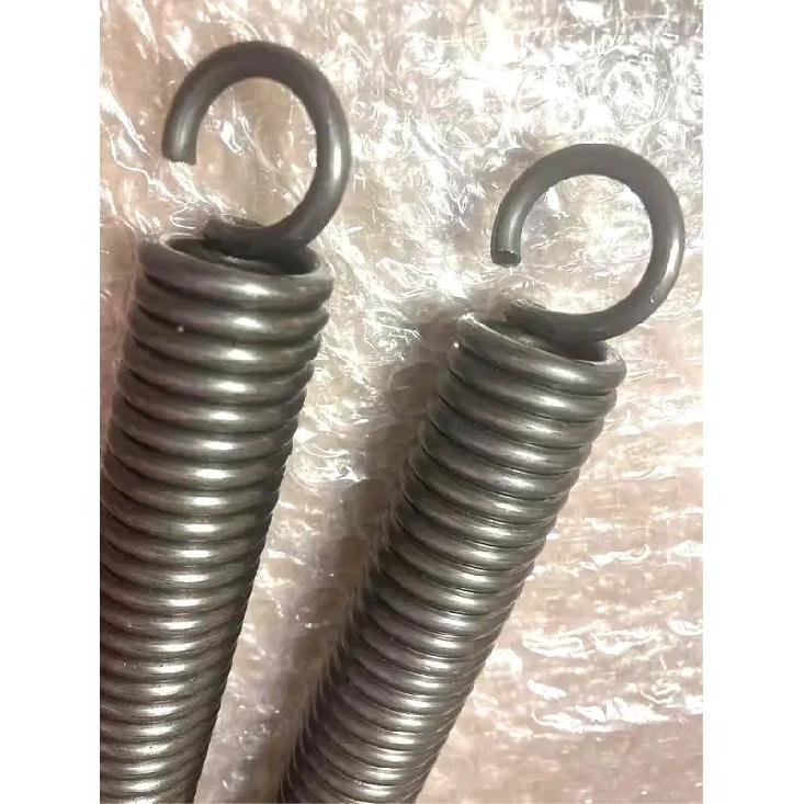 Spring steel hook spring ,Wire Dia 4mm,Outer Dia 40/45/50mm,Length120-500mm,Suitable for courtyard doors, garage doors, etc.