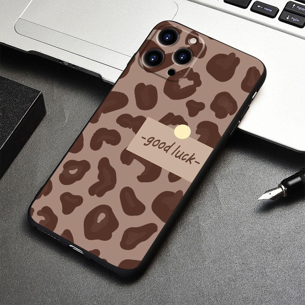 Dla Apple iPhone 7 13 Pro Max 14 XR X 8 Plus 12 XS 11 5 6S 5S 6 SE Mini SE2022 Fundas Śliczne etui w krowy Pancerne