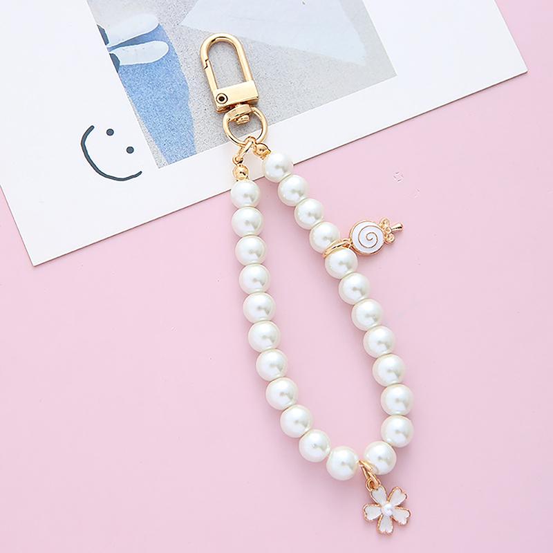 Retro Pearl Keychain Alloy Alphabet Keychain Cute Phone Chain Ornament