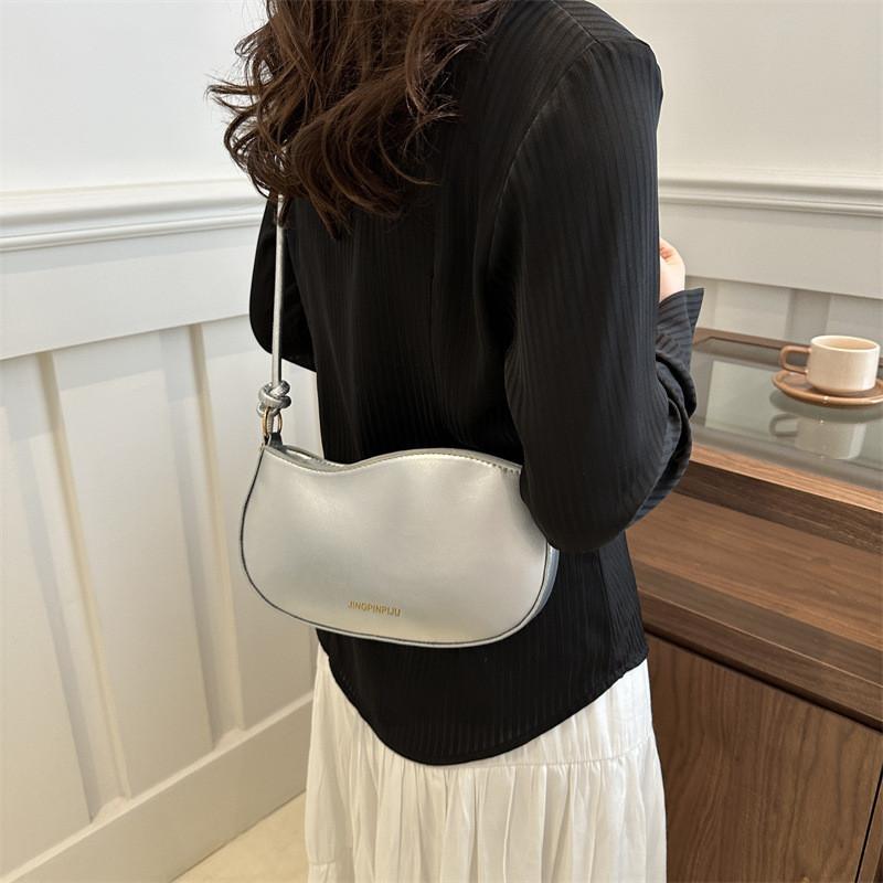 Trendy Street Style Designer Commuter Bag 2024 Summer New Fashion Shoulder Bag For Women