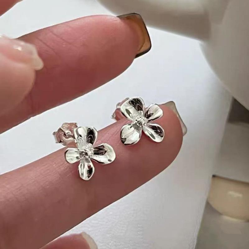 S925 Silver Stud Earrings Women's Ear Hole Earrings Niche Design Earbone Studs High-end Earrings