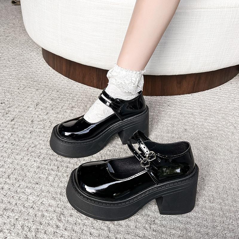 Japanische klobige Schuhe Retro Französischer dicker Absatz Damen Mary Jane Schuhe Frühling Neuer Stil Slip-On Runde Spitze Gummisohle Lolita Schuhe