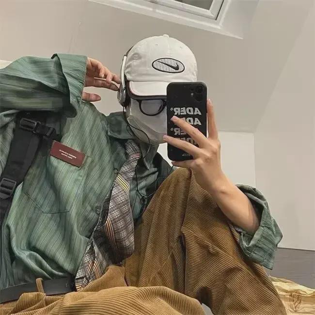 Trendiges japanisches Herren Langarmhemd: Jugendlich, Farbton-passend, Schlichter Frühlingsstil