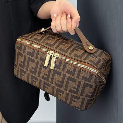 Handheld Cosmetic Bag Women's Large-capacity Portable Travel Skin Care Products Wash Storage Bag Makeup Brush