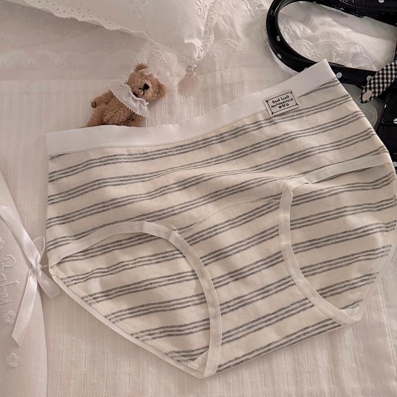 Ladies Spring and Autumn Pure Cotton Comfortable Breathable Sports Wind Waist No Trace Briefs