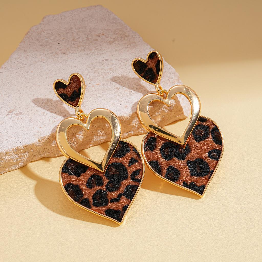 Autumn and winter retro leopard print geometric fan-shaped love silver needle earrings niche earrings