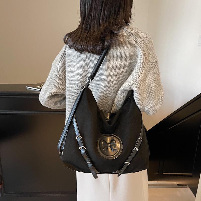 

Зимняя ретро-сумка большой вместимости для женщин 2024 года — модная сумка через плечо для поездок на работу 35*11*30 чёрный