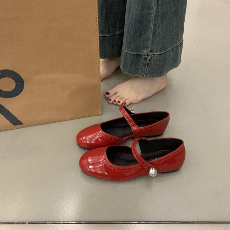 French flat-bottomed retro round head with Mary Jane small leather shoes women's shoes versatile commuter patent leather single shoes women's shoes