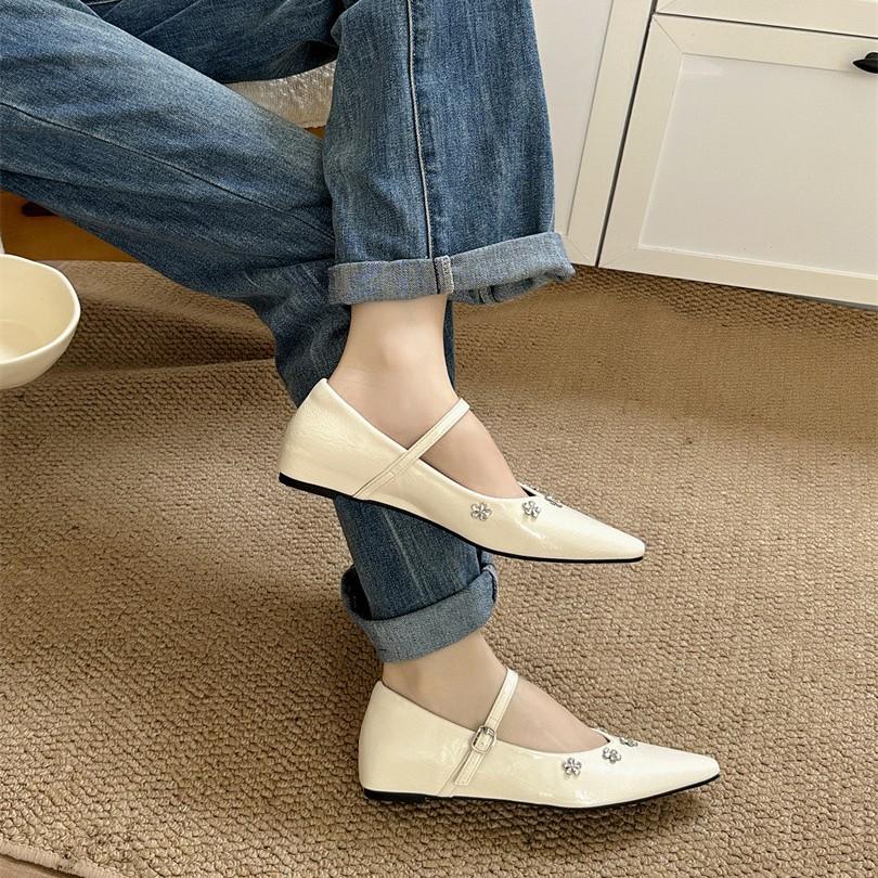 Inner Height Increase French Rhinestone Word Belt Mary Jane Shoes Women's 2025 Summer New Shallow Single Shoes Flat Shoes Small Leather Shoes