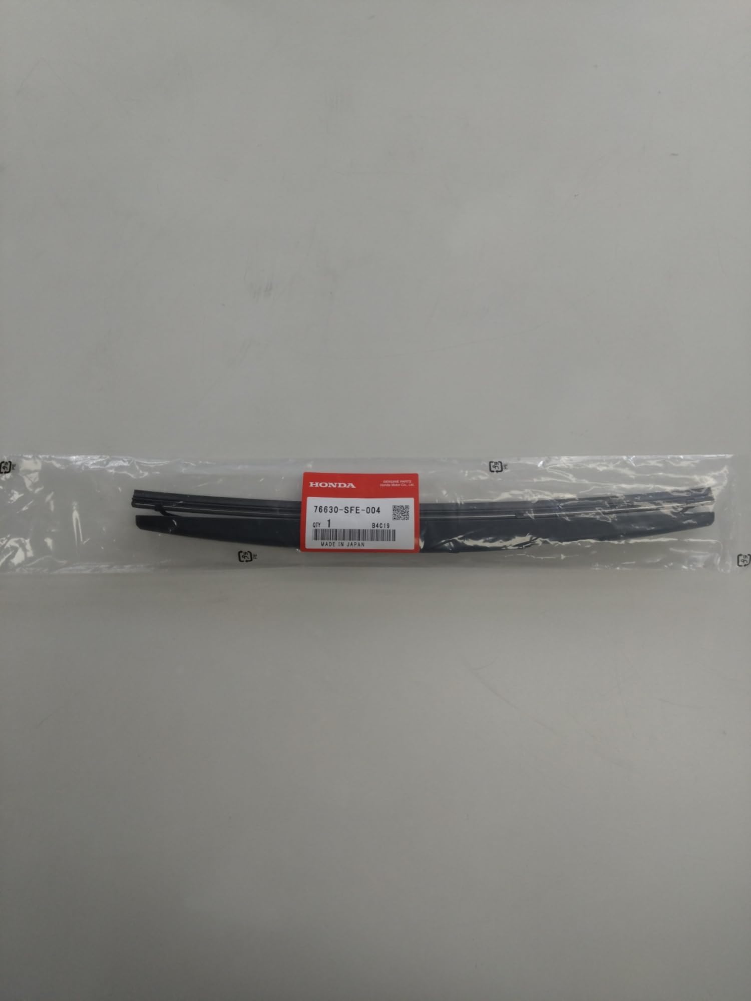 

HONDA Genuine Parts Blade Windshield Wiper Odyssey Almas Part Number 76630-SFE-004
