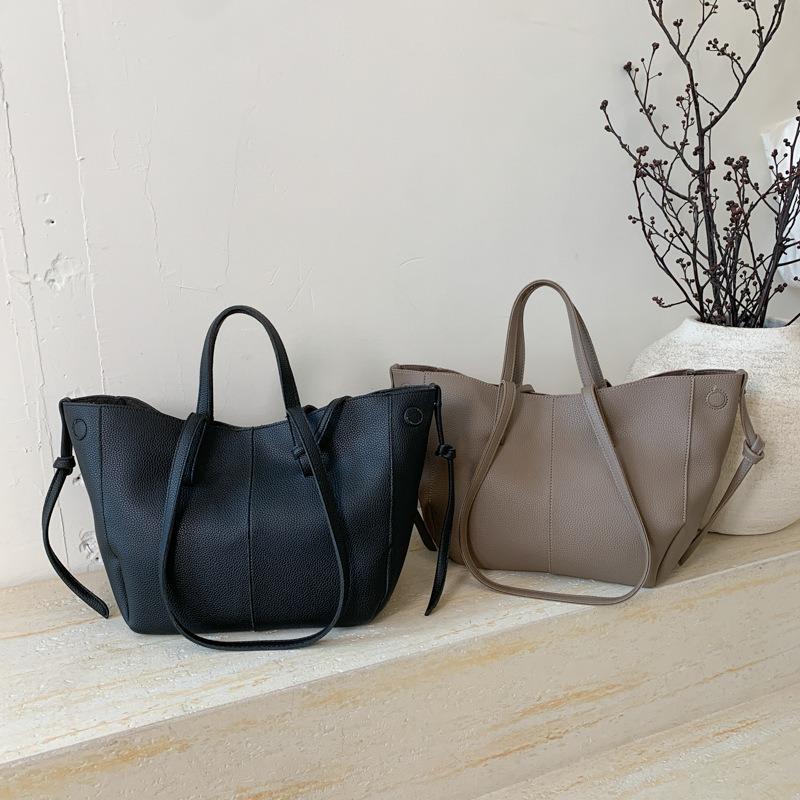 Large-capacity Tote Mother and Child Bag Autumn and Winter New Vegetable Basket Single Shoulder Crossbody Maillard Women's Bag Niche Design