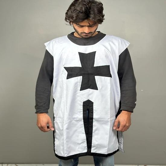 

Templar Cloak Holy Cross Templar Crusader Cloak Medieval Knight Armor Cloak LARP Cosplay Roleplay Costume