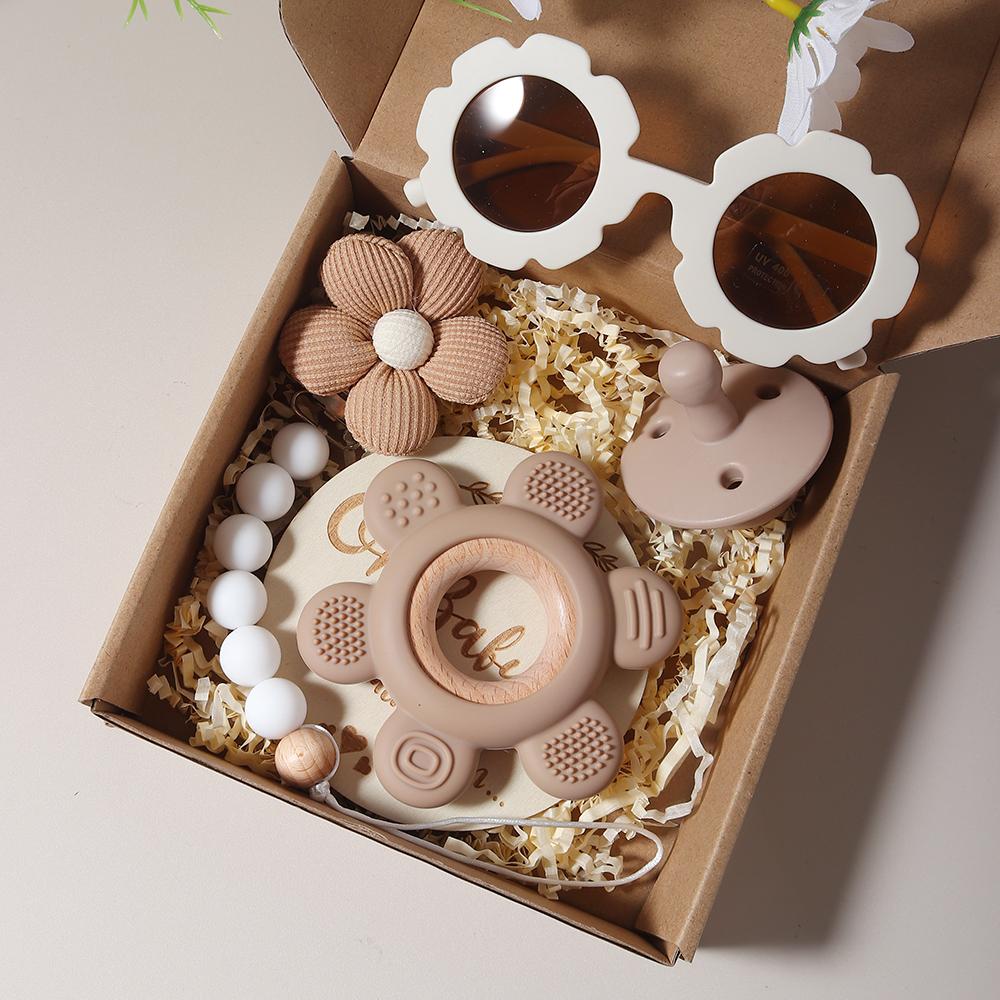 Baby Teether Gift Set With Flower Teething Pacifier Chain Baby Sunglass New Born Baby Teether Set