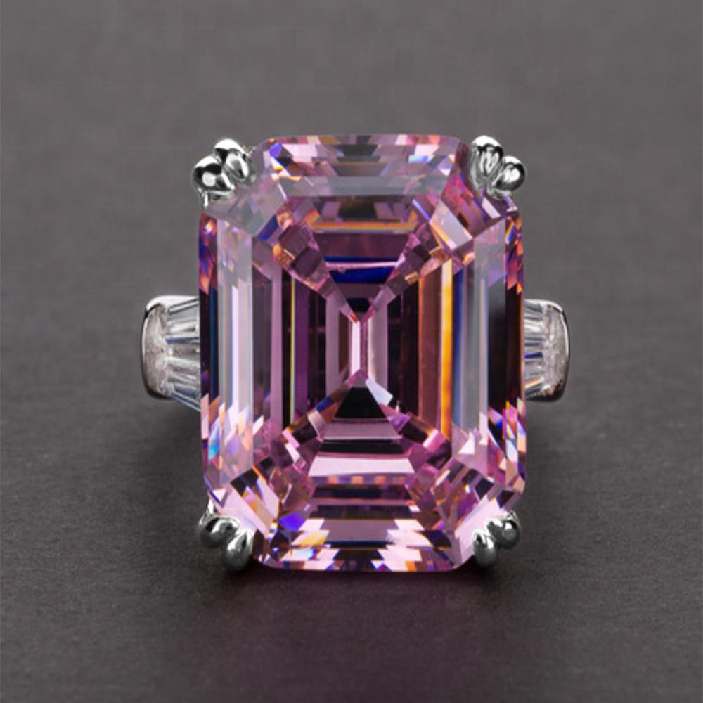 Huitan Luxury Solitaire Big Rectangle CZ Women Wedding Ring Engagement Ring Evening Party Elegant Female Fashion Jewelry Gifts
