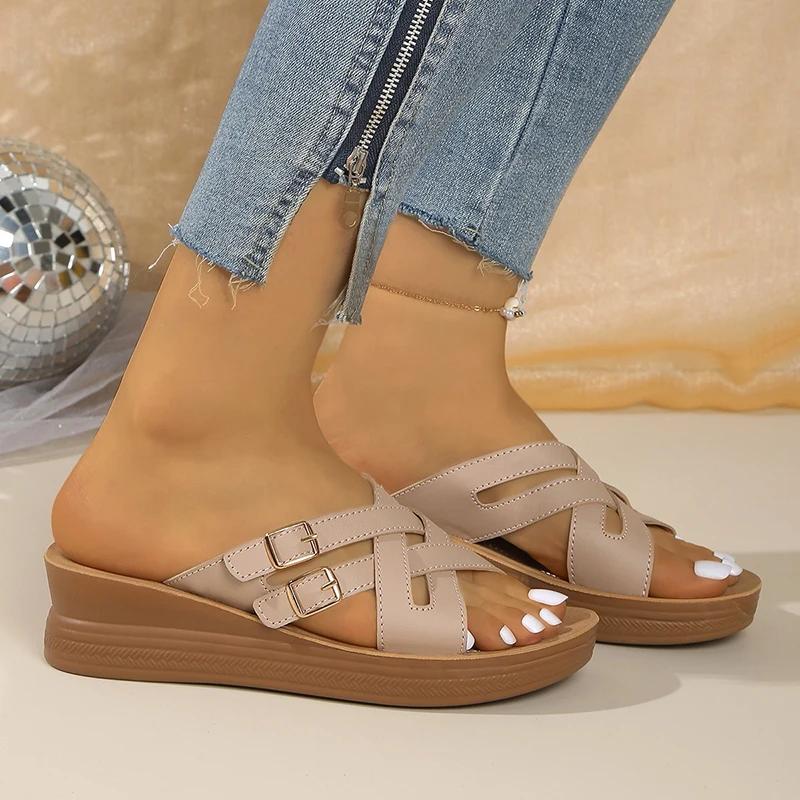 Fashion New Style Double Buckle Wedge Slippers Women Summer Cross Strap Round Toe Sandals Female Outdoor Weightlight Flat Slides Mujer