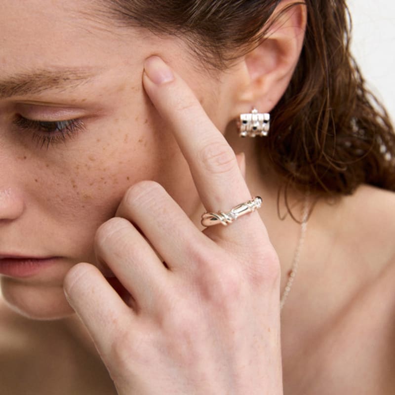 Ahjeong VINE _ CR. SILVER