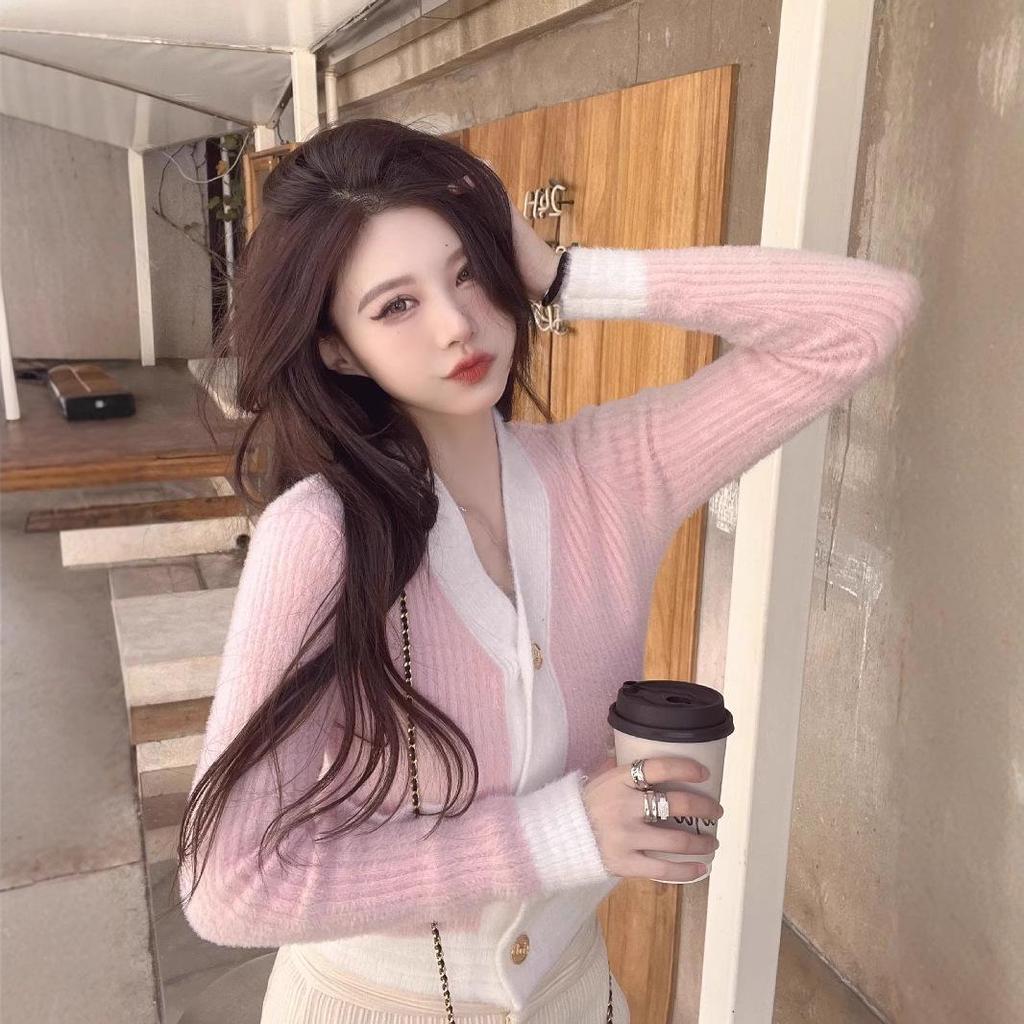 2024 Autumn V-Neck Patchwork Casual Women's Cardigan - Korean Style, Sweet Knitted Sweater