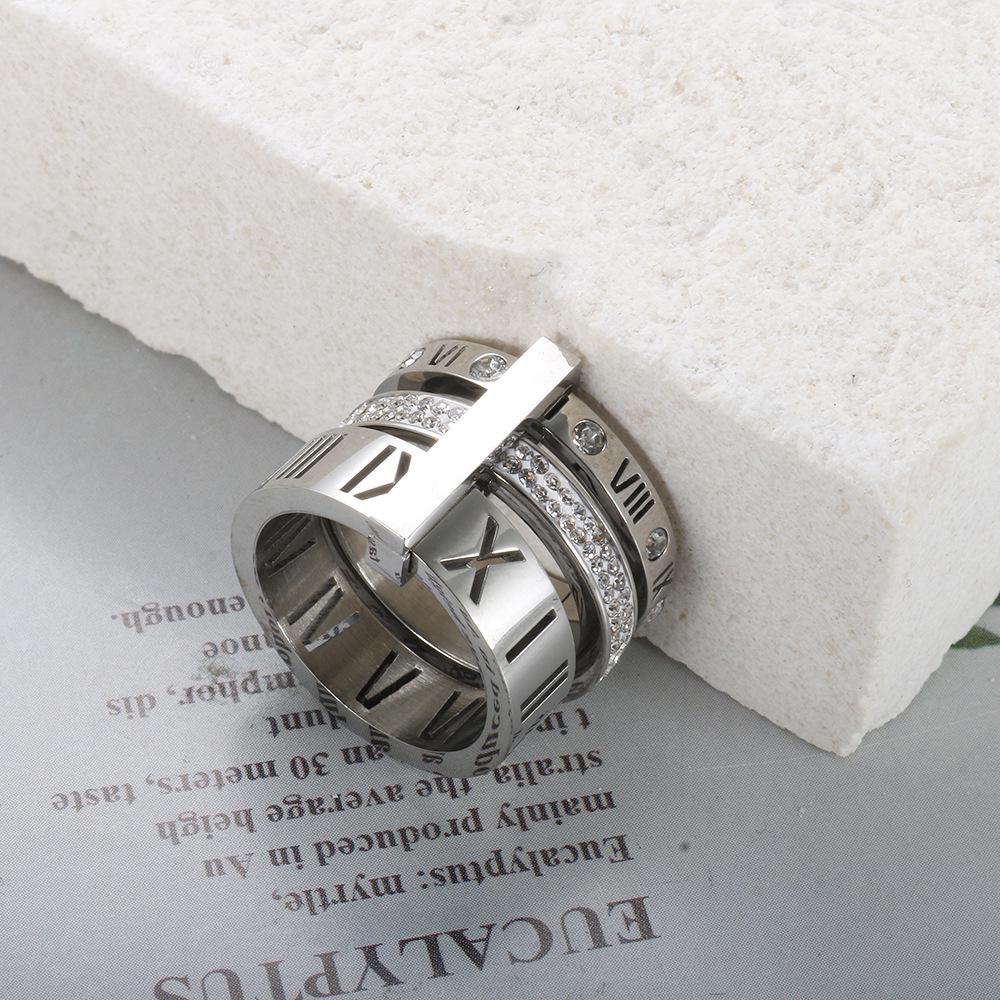 Inel multiplu cu cifre romane: Bijuterii din oțel inoxidabil placate cu aur de 18K pentru cupluri.