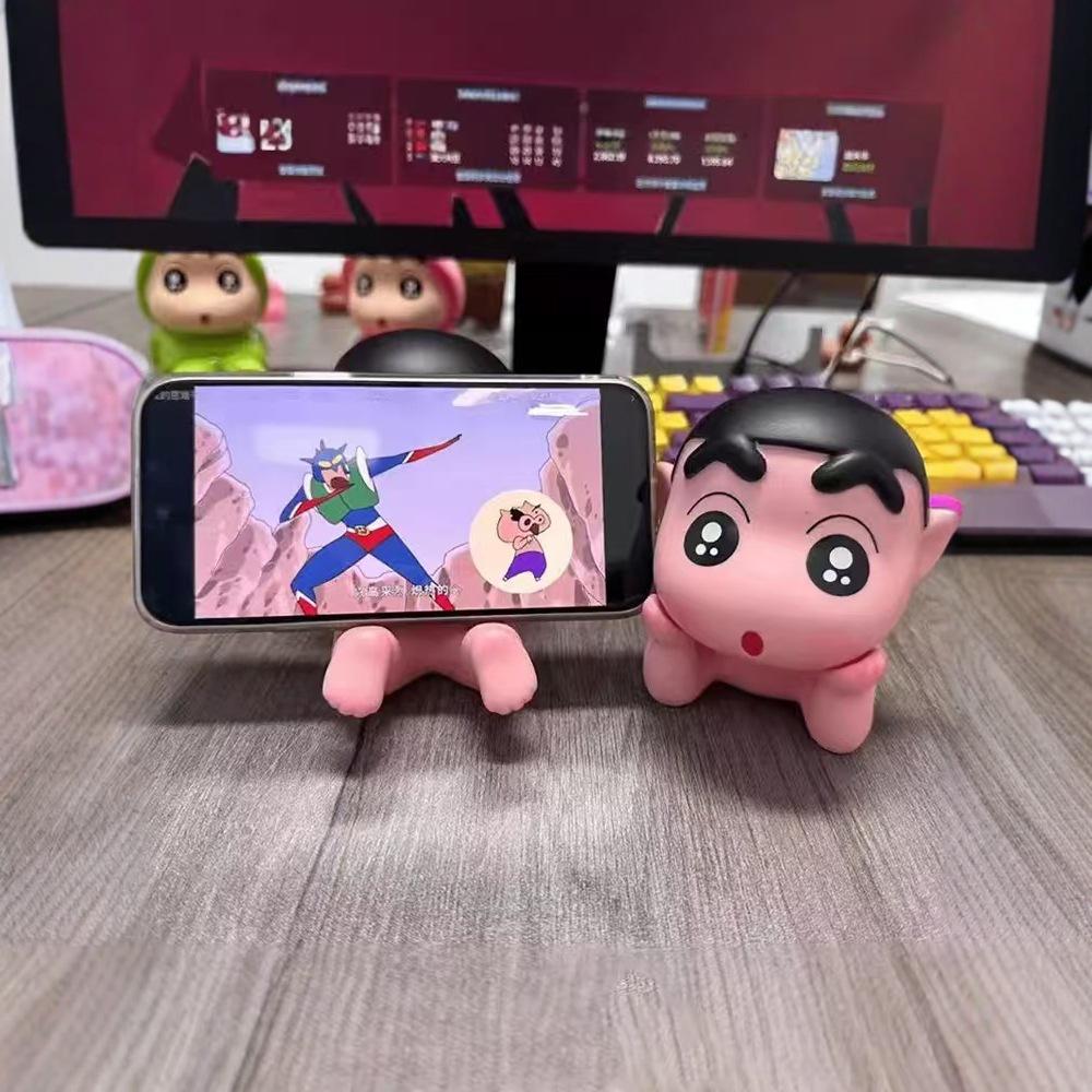 Crayon Shin-chan Ornament: Cute Japanese Anime Bath Buddy Figurine for Trendy Desktop Decoration.