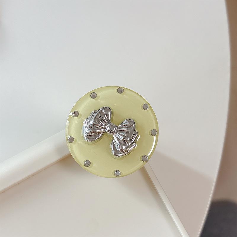 Rhinestone Bow Phone Holder with Magnetic Mount, Compatible with MagSafe, Adhesive Airbag Design, Korean Style.