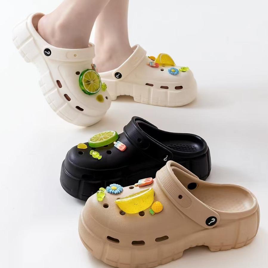 Summer new cute fruit three-dimensional cartoon hole shoes fashion soft sole casual cool slippers women's home