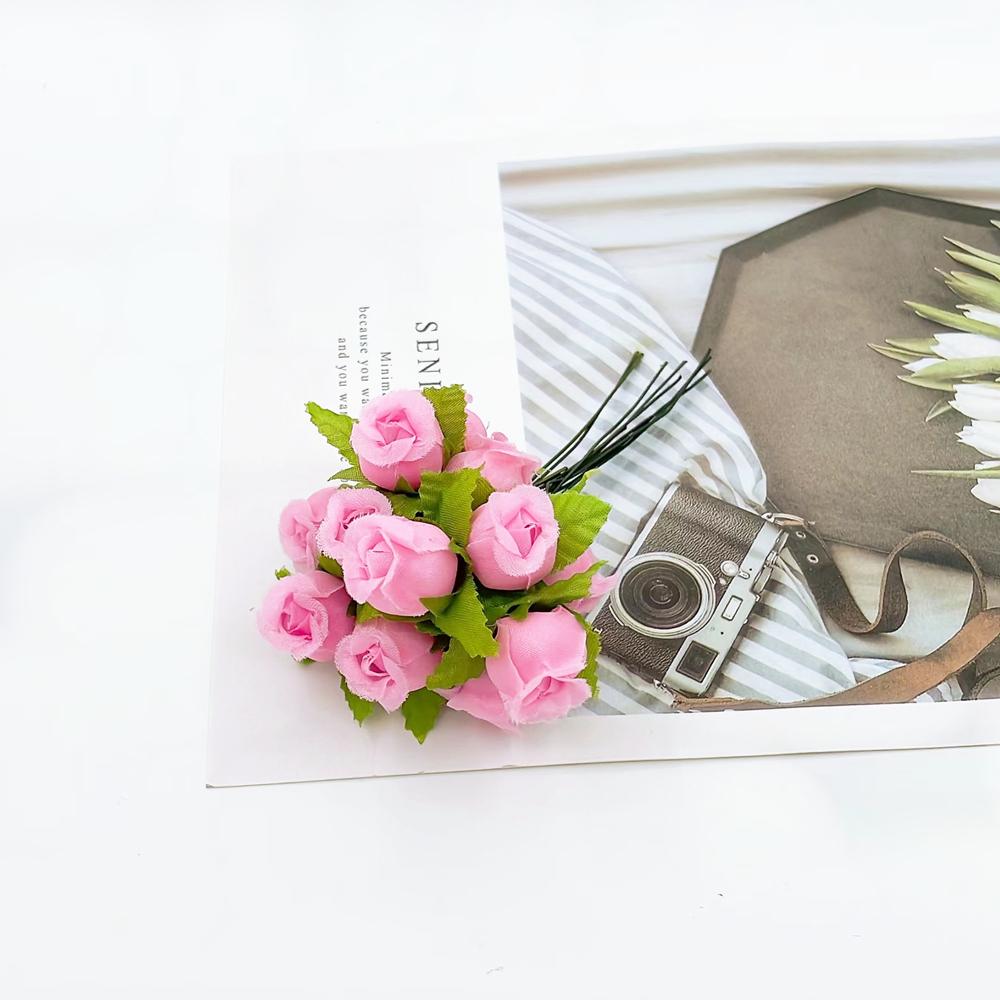 

12 шт./лот Искусственные цветы Шелковая роза Мини-букет Рождество Дом Свадьба Новый год DIY Украшение подарочной коробки Поддельные растения розовый