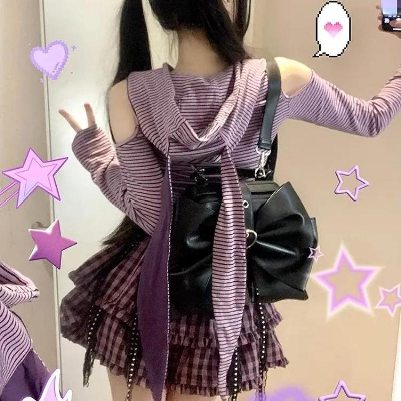 2KWEIRD Y2k Koszulki Crop z Graficznymi Uszami Królika Damskie Harajuku Kawaii Pasiaste Bluzy z Odkrytymi Ramionami Estetyczne Goth Urocze Lolita T-shirty