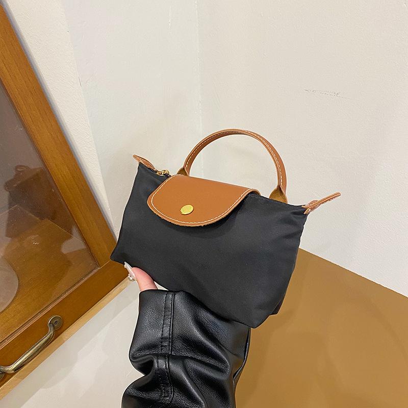 Niche Design Mini Dumpling Bag Portable Shoulder Crossbody Small Bag Mobile Phone Bag Lightweight Texture Waterproof Tide