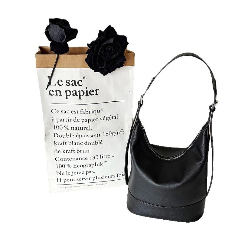 Niche Design, Laid-back Style, Single-shoulder Tote Bag Genuine Leather, High-end Crossbody Bucket Bag