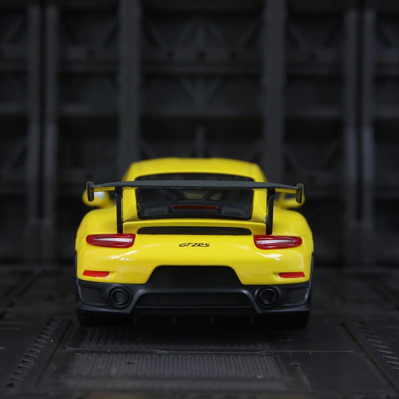 Meichitu 911 GT2 RS Alloy Supercar Model – 2-Door Openable Static Display for Boys.