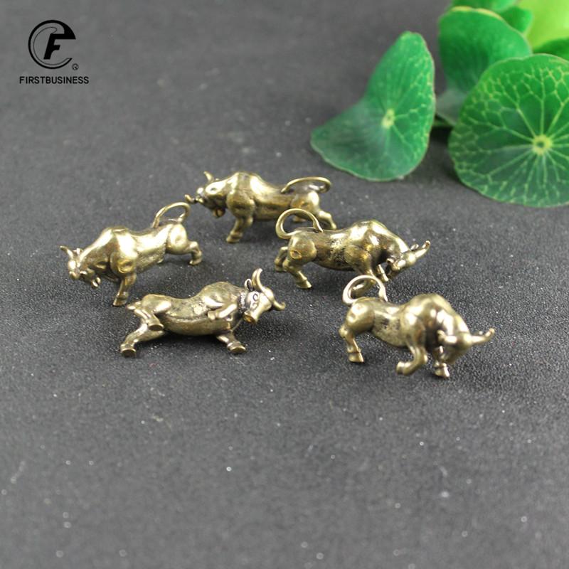 2022 NEW Brass Wall Street Bullfighting Pendant Vintage Copper Lucky Bull Keychain Charm Chinese Feng Shui Hanging Jewelry Decor