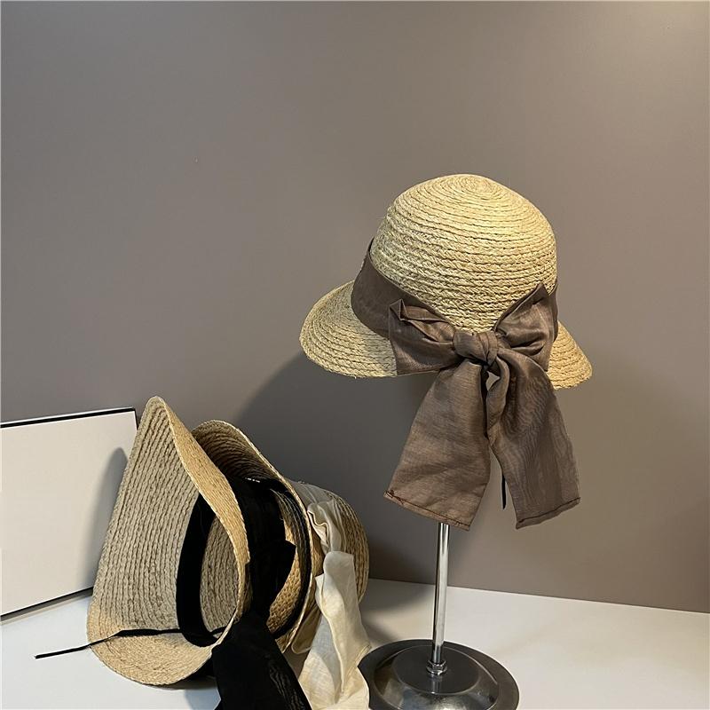 Französischer exquisiter eleganter Bogen-Beckenhut, weibliche Mode, Mädchen, geflochtener Strohhut, faltbarer Sonnenhut, Reise-Sonnencreme, lässiger Strandhut