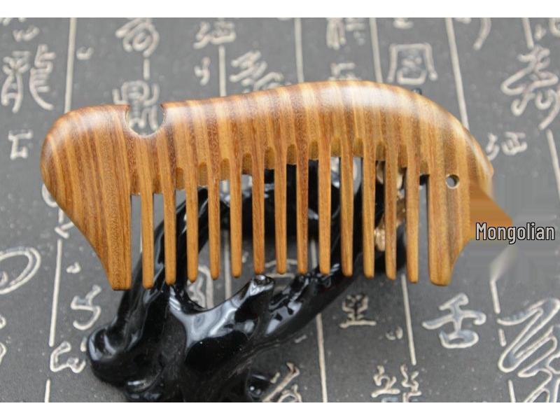 

Юзитан Гребень из зеленого сандала в форме рыбки ручной работы - Дорожный размер