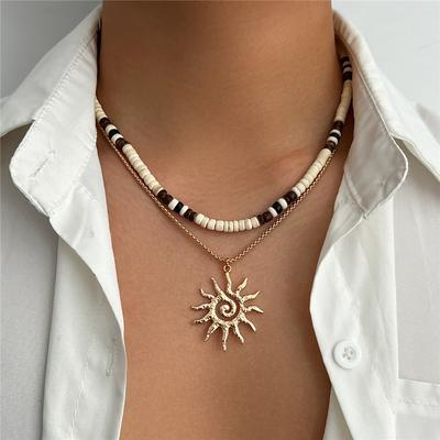 European And American Men's Necklace Beach Vacation Style Coconut Shell Beaded Light Luxury High-end Sun Pendant Clavicle Chain Jewelry